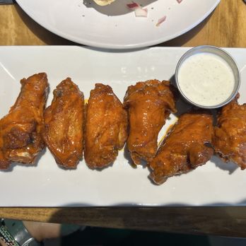 Hole 19 Craft Kitchen - Sports Bars Near Me - Greensboro, North Carolina Hole 19 Craft Kitchen - Sports Bars Near Me - Greensboro, North Carolina