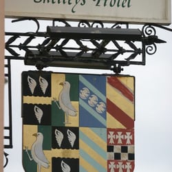 Shelleys Hotel