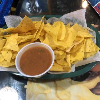 La Fortaleza - Complimentary chips and salsa for the table when you begin eating here. They're not that bad, but lacks salt. (5/13/2018) - Mexican Near Me - Passaic, New Jersey