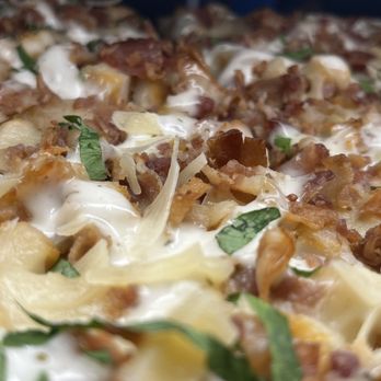 Champion Pizza - Chicken-Bacon Ranch Pizza - Pizza Near Me - Astoria, New York Champion Pizza - Chicken-Bacon Ranch Pizza - Pizza Near Me - Astoria, New York