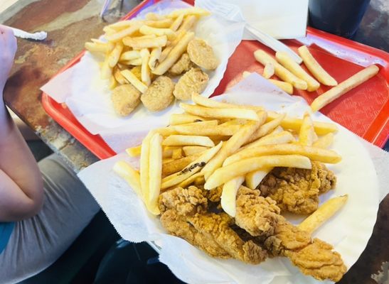 US Fried Chicken by null