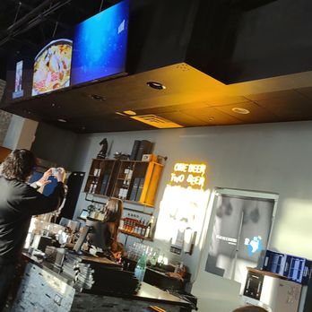 Fun Beer King - Gastropubs Near Me - Glenview, Illinois