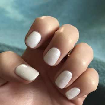 Nail Story - Short sparkly nails - Nail Salons Near Me - Honolulu, Hawaii