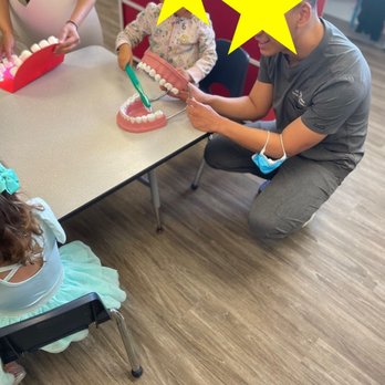 Young Learners Academy - Dentist visit! - Preschools Near Me - Danville, California