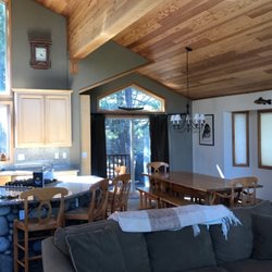Tahoe Donner Retreat - Kitchen and living room