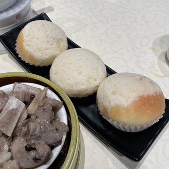 Koi Palace - Sugar crust bbq pork bun - Dim Sum Near Me - Dublin, California