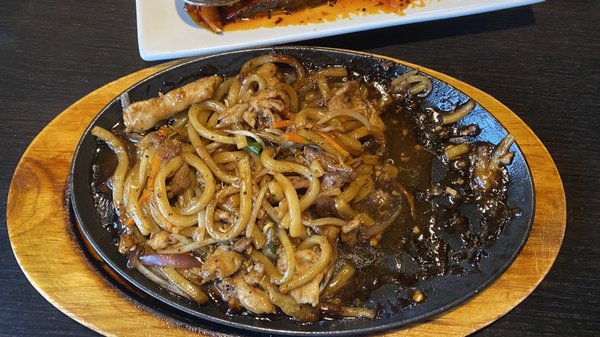 Fuji Bistro- Sushi, Thai, Chinese