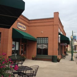 Main Street Barber Shop - Walking up to Main Street Barber Shop.