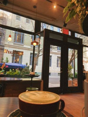 Radiant café by null