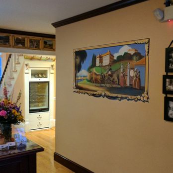 The Colonel Blackinton Inn - Entry - Hotels Near Me - Attleboro, Massachusetts