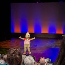 Orlando Family Stage - Orlando Fringe ribbon cutting!