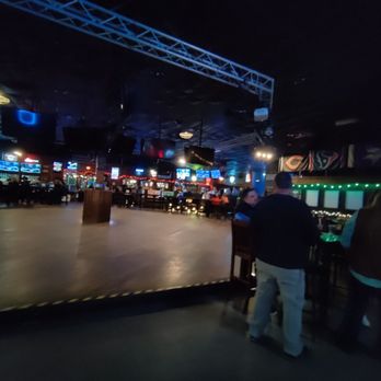 District 2.4.9 - Inside - Sports Bars Near Me - Tomball, Texas