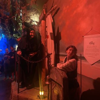 Ghosts & Gravestones - Historical Tours Near Me - Saint Augustine, Florida Ghosts & Gravestones - Historical Tours Near Me - Saint Augustine, Florida