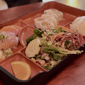 Kaze Sushi - Bento Box - 4 pc sushi and salmon roll - Sushi Bars Near Me - Palmdale, California