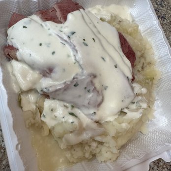 Burke's Restaurant and Bar - Corned Beef & Cabbage - Irish Near Me - Yonkers, New York