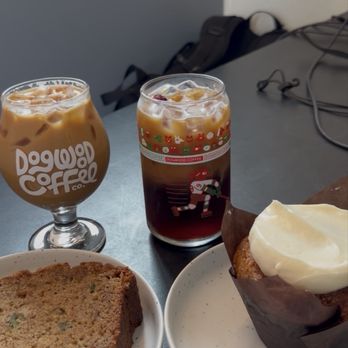 Dogwood Coffee - Latte, zucchini bread, carrot cake muffin, blueberry flapjack cold brew - Coffee & Tea Near Me - Minneapolis, Minnesota