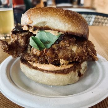 Metier Brewing - The Luther Vandross Chicken Sandwich - Beer Bar Near Me - Seattle, Washington Metier Brewing - The Luther Vandross Chicken Sandwich - Beer Bar Near Me - Seattle, Washington