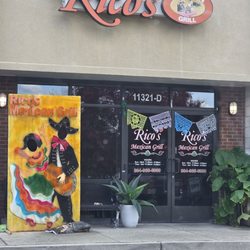 Rico’s Mexican Grill - Front of the store