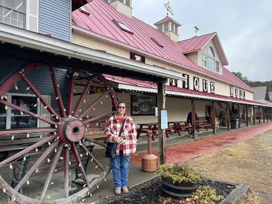 Vermont Antique Mall by null