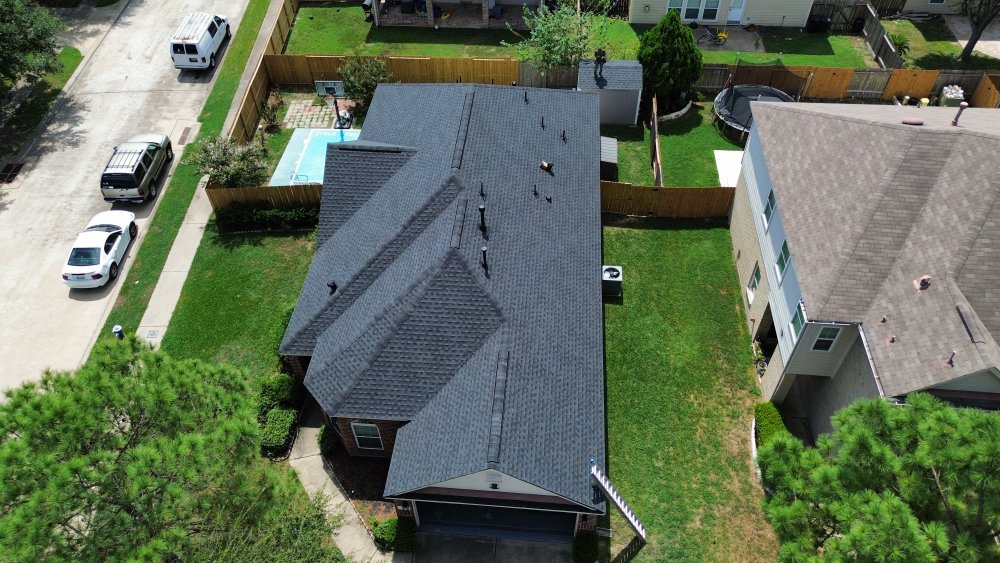 Slide of Superior Roofing Solutions Services