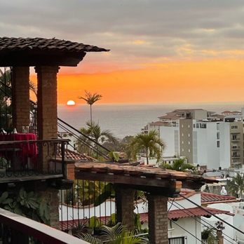 El Palomar de los Gonzalez - Mexican Near Me - Puerto Vallarta, COL