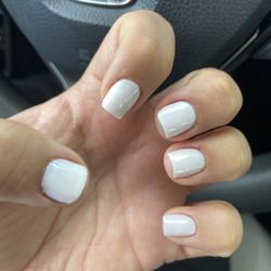 MG Nails - Manicure with regular polish