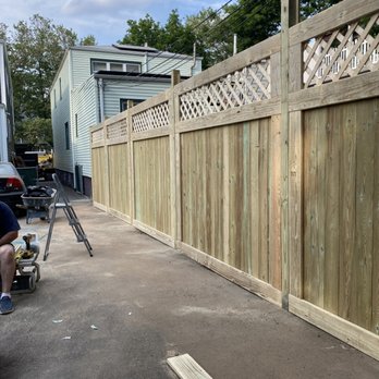 Mendoza Construction - Fence - General Contractors Near Me - Jersey City, New Jersey Mendoza Construction - Fence - General Contractors Near Me - Jersey City, New Jersey