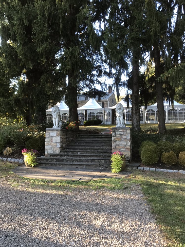 PETER ALLEN HOUSE Updated September 2024 1801 Peters Mountain Rd