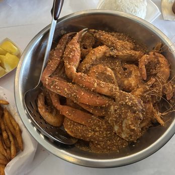 Cajun Crawfish Stop - Crab legs & shrimp - Cajun/Creole Near Me - Covina, California