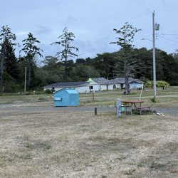 Sunrise Resorts - Park is empty!