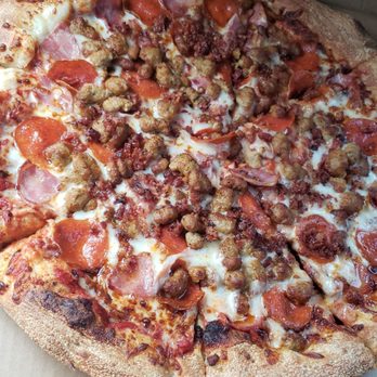 Pizza Hut - Meat lovers - Pizza Near Me - Meadows Place, Texas