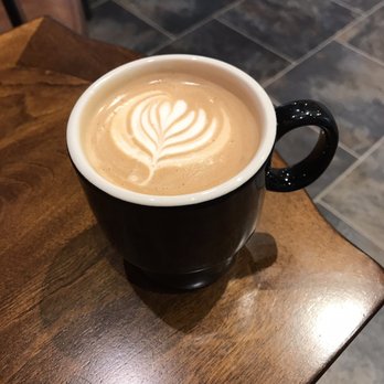 Nate's Coffee - 10 oz Latte - Coffee & Tea Near Me - Lexington, Kentucky