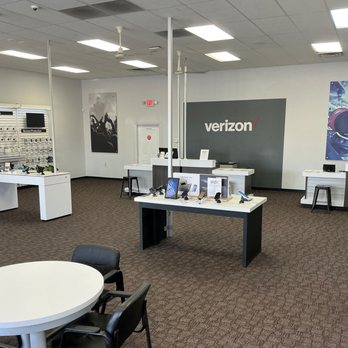 Verizon - Mobile Phones Near Me - Hurricane, Utah