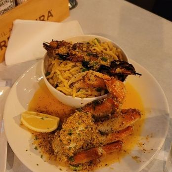 Chef Smelly's - Crab, blackened prawns and garlic noodles. - Cajun/Creole Near Me - Oakland, California