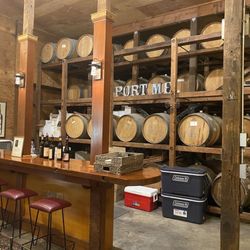 Prager Winery & Port Works - Tasting area