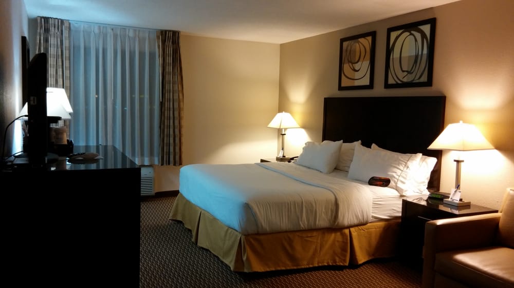 Holiday Inn Express Lexington SW - wedding in Nicholasville, KY