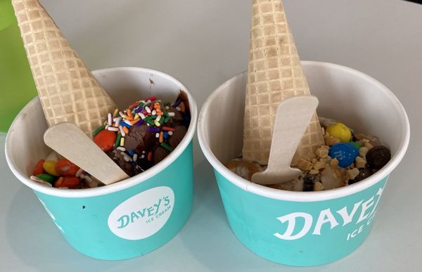 Davey's Ice Cream by null