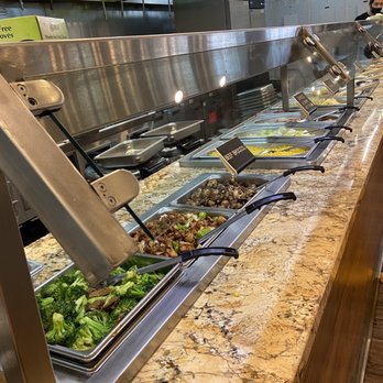 Paradise Buffet - One of the Buffet sections with fresh Beef and Broccoli and chicken in a dark sauce. - Buffets Near Me - San Diego, California Paradise Buffet - One of the Buffet sections with fresh Beef and Broccoli and chicken in a dark sauce. - Buffets Near Me - San Diego, California
