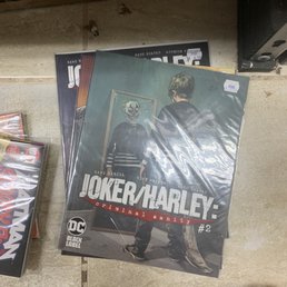 Comic magazine books