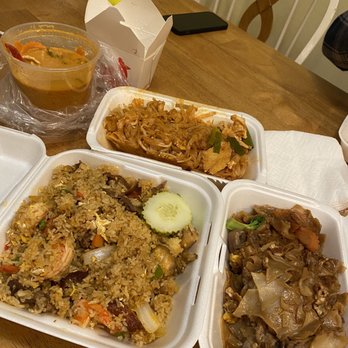 Champa Garden - Penang Curry in the plastic container was the best item here. - Thai Near Me - Redding, California