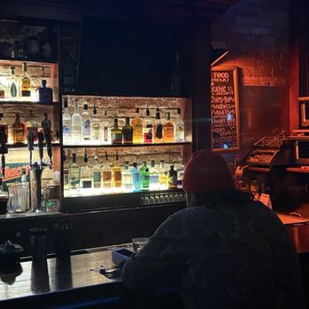 The Painted Lady - Relaxing decor ... feels like Paris. - Pubs Near Me - Toronto, Ontario