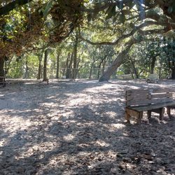Gulf Breeze Park - Eclectic blend of seating