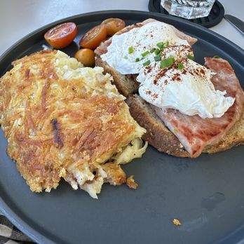Mala Ocean Tavern - Eggs Benedict - Seafood Near Me - Lahaina, Hawaii Mala Ocean Tavern - Eggs Benedict - Seafood Near Me - Lahaina, Hawaii