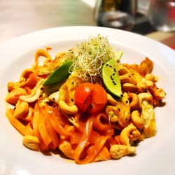 Imomo - Chicken Pad Thai