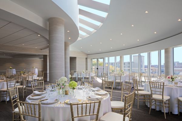 KANSAS CITY MARRIOTT COUNTRY CLUB PLAZA - Updated July 2026 - 188 ...