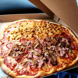 Stella Luna - Large 1/2 Meatlover's + 1/2 Buffalo Chicken