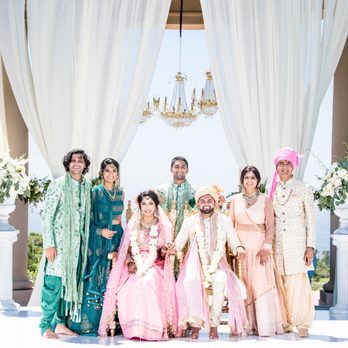 Mari Harsan Studios - Videographers Near Me