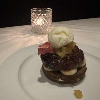 Tango Room - Carrot cake - Steakhouses Near Me - Dallas, Texas