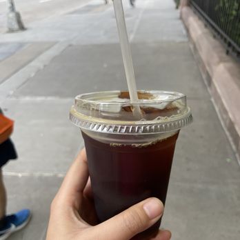 Intelligentsia Coffee - Best cold brew ($5.79) - Coffee & Tea Near Me - New York, New York