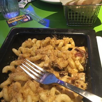 Dave & Buster's Staten Island - Ultimate Mac and cheese - Arcades Near Me - Staten Island, New York Dave & Buster's Staten Island - Ultimate Mac and cheese - Arcades Near Me - Staten Island, New York